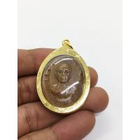 ราคา เหรียญเจริญพรบน หลวงพ่อคูณ วัดบ้านไร่ ปี 2536 เนื้อทองแดง ตอกโค๊ต 9 พร้อมเลี่ยมกรอบทองไมครอน (11745543653)