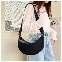 ราคา กระเป๋าผู้หญิง กระเป๋าสะพายข้าง ครึ่งวงกลม (18947578293)