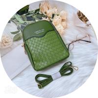 ราคา B86 Forever youngพร้อมส่งกระเป๋าสะพายข้างผู้หญิงกระเป๋าโทรศัพท์ กระเป๋าราคาถูกกระเป๋าแฟชั่นเกาหลีกระเป๋าสองซิป (11073490412)