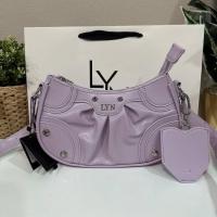 ราคา LYN ของแท้ หลุดQC Outlet Lyn boogie ขนาด 9 นิ้ว อปก ป้ายแท็ก ถุงผ้า lyn (19120116930)