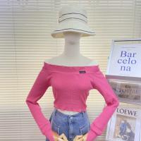 ราคา H H พร้อมส่ง เสื้อเปิดไหล่ไหมพรม แขนยาว ดีเทลขอบขาดๆเก๋ ผ้านิ่ม M3709 (16969988737)