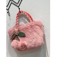 ราคา C1กระเป๋าถือ 樱桃ลายเชอร์รี่กระเป๋าสะพายไหล่ ผ้ากํามะหยี่ขนนิ่ม ลายเชอร์รี่ แฟชั่นฤดูใบไม้ร่วง และฤดูหนาว สําหรับสตรี (15240559925)