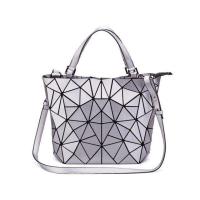 ราคา THN TOP Luminous Bao ใหญ่กระเป๋าโฮโลแกรมสะท้อนแสงเรขาคณิตกระเป๋าผู้หญิง2020กระเป๋าสะพายไหล่กระเป๋ากระเป๋าถือหญิง Bolsa Feminina 15 (21245379412)