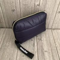 ราคา With ESTEE Gift Bags ESTEE Cosmetic bag Compact size Holds a lot of items Lightweight shockproof (20730104042)