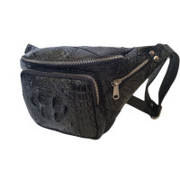 ราคา AvyCowboy กระเป๋าหนังจระเข้แท้ 100 กระเป๋าจระเข้ หนังจระเข้แท้ กระเป๋าคาดอก กระเป๋าคาดเอว 5 ซิป สีน้ำตาล Crocodile genuine โหนก 6 เม็ด เสริมดวง (21118006160)