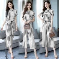 ราคา ใหม่ พร้อมส่ง เซต2ชิ้น ชุดเสื้อผ้าแฟชั่น เสื้อยืดแขนสั้น กางเกงขายาวลายทาง (8026411837)