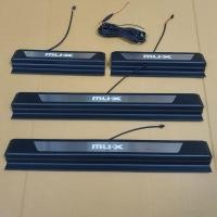 ราคา ชายบันได สคัพเพลท MU X สีดำด้าน รุ่นมีไฟ ใส่ปี 2021 2025 (20995276068)