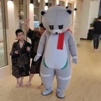 ราคา ชุดตุ๊กตาหมีแบบนิยมในโลกออนไลน์ชุดคลุมหัวตุ๊กตาการ์ตูนเป่าลมชุดตุ๊กตาหมีน้อยน่ารักสำหรับเต้นรำ (17565188876)