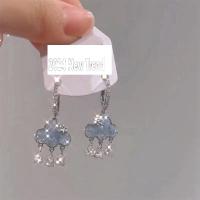 ราคา ต่างหูเมฆเกาหลีต่างหูหยดน้ำเมฆฝนคริสตัลสีฟ้าเครื่องประดับน่ารักๆสำหรับต่างหูระย้าต่างหูห่วงเพทายปีใหม่ (20880973780)