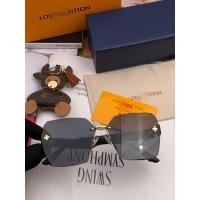 ราคา with packaging 2023L new womens square sunglasses driving sunglasses new frameless sunglasses fashion generous comfortable light exquisite luxury ultra light (20800702640)