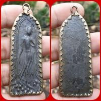 ราคา พระลีลาระเวง กรุวัดพระศรีรัตนมหาธาตุ สุพรรณบุรี เนื้อชินเงินเลี่ยมนาคเก่า (11715425821)