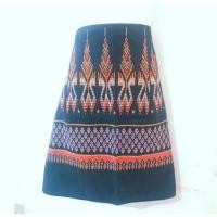 ราคา ผ้าไทย กระโปรงป้าย ผ้าถุงสั้นสำเร็จรูป ยาว20 5นิ้ว พร้อมตะขอ2คู่ (20891913065)