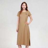 ราคา Closet Crush Midi t shirt dress with side slit Beige มิดิเดรสสไตล์เสื้อยืดผ่าข้าง (21244820263)