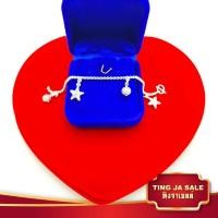 ราคา สร้อยข้อมือชุบเงิน สร้อยข้อมือเด็ก น้ำหนัก 2สลึง ยาว 5 นิ้ว ลายบล็อก ประดับลูกตุ้มยิงทราย สลับดาวตัดลาย ชุบเงินแท้ 925 (17447895337)