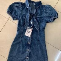 ราคา เดรสยีนส์ผูกโบว์หน้าอก ผ้ายีนส์นำเข้า (17884457636)