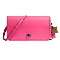 ราคา กระเป๋าสะพาย Coach แท้ หนังแท้ทั้งใบ หนังสวย สายยาวหนังแท้ ปรับได้หลายแบบ ป้ายห้อยหนังรูปดาวน่ารัก COACH 38015 TURNLOCK CROSSBODY IN GLOVETANNED LEATHER Dahlia (1347918438)