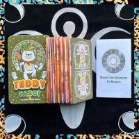 ราคา ไพ่ทาโรต์กล่องดีบุก Teddy Tarot พร้อมหนังสือคู่มือกระดาษ ขนาดพกพา10 3X6ซม ไพ่ทำนาย ไพ่ยิปซี ไพ่ออราเคิล ไพ่ยิบซี ไพ่ทาโร่ ไพ่ดูดวง ไพ่ทาโรต์ Tarot Card Deck (20963002355)