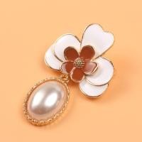 ราคา เข็มกลัดติดเสื้อแบบอุปกรณ์เสริมกี่เพ้าอารมณ์ช่อดอกไม้ที่มีสีสันจี้ลงยาหรูหราเข็มกลัดไข่มุกรูปดอกไม้พฤกษศาสตร์แบบบาโรก (21133634658)