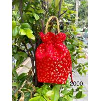 ราคา ถุงใส่ส้มสีแดง ทรงกระเป๋าถือ สี่เหลี่ยม เชือกสีทอง สีมงคลจีน ผ้าไหมจีน ใช้ใส่สิ่งของต่างๆ ในเทศกาลตรุษจีน (21173810212)