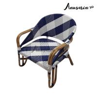 ราคา Anusarin Blue White Chequered Pattern Oversized Armchair อาร์มแชร์ลายตาราง โครงหวายแท้ สานหวาย PE สีขาวน้ำเงิน (12886514321)