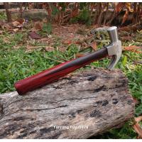 ราคา ค้อนตีตะปูพร้อมด้ามไม้พยูงสวยๆๆ ขนาด 13 นิ้ว หัวค้อน 27 มม ตราSOLO ค้อนหงอน (21189216656)