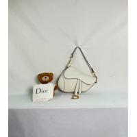 ราคา Saddle Handbag medium (19616100321)