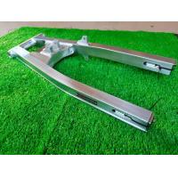 ราคา สวิงอาร์ม LS ทรงKRกล่องใหญ่ ทรงKRกล่องกลาง NUI RACING แท้100 จากโรงงาน HONDA LS แบบมีดิสดั้ม ทรง KR ขนาดเท่าเดิม สีดิบเงิน ส่งฟรี (14256404998)