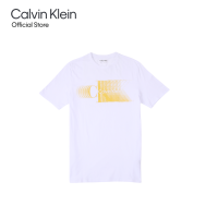 ราคา CALVIN KLEIN เสื้อยืดแขนสั้นผู้ชาย Motion Logo ทรง Regular รุ่น 40QC807 YAA สีขาว (21158825485)