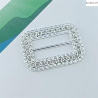 ราคา ผ้าพันคอแหวนผ้าคลุมไหล่เข็มกลัดแหวน Cincin ผ้าพันคอไหมผ้าคลุมศีรษะขาผ้าพันคอไหมปุ่มมัลติฟังก์ชั่ผ้าคลุมไหล่มุม M40302 (16491768464)