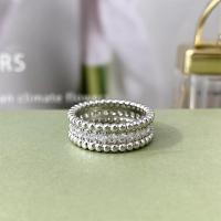 ราคา ภาพลานตาเซอร์โคเนียเหลี่ยมมุมกว้างประดับลูกปัดแหวนคู่รูปดาว (19793584902)