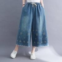 ราคา Plus size Summer 7 Points Length Flower Embroidered Denim Capri Pants Wide Leg Cropped Jeans (11885401638)