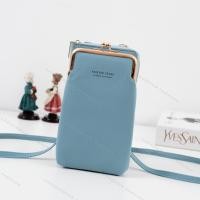 ราคา กระเป๋าสะพายข้าง Forever Young ทรงตั้ง หน้าหูหนีบ งานหนังลิ้นจี่อย่างดี HB515 (15001650514)