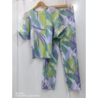 ราคา 2MUAY รุ่น GJO2129 9 GJO3455 9 เซ็ตพลีทคุณภาพ BATWING SLEEVE PRINTED TOP WITH PANT PLEATED SET 2 สี FREE SIZE (20521690809)