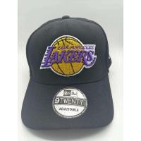 ราคา หมวกบาสเก็ตบอล NBA Los Angeles Lakers หมวกบาสเก็ตบอลตัวอักษรปัก หมวกเบสบอลกีฬา NBA NBA Los Angeles Lakers basketball baseball hat embroidered alphabet basketball hat NBA sports baseball hat (206111695