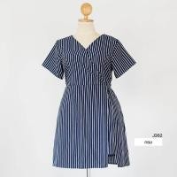 ราคา J362 จั๊มผ้าไหมอิตาลีขาสั้นแต่งกระโปรงผ่าข้างลายริ้ว ยาว37 (19398247728)