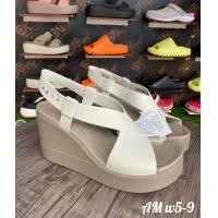 ราคา Crocs Brooklyn New Arrival รองเท้าส้นตึก รองเท้าผู้หญิง รองเท้าแตะรัดส้น รองเท้ารัดส้นผู้หญิง รองเท้า crocs รองเท้าครอส์ รองเท้าเผื่อสุขภาพ รองเท้าผู้หญิง (16145641361)