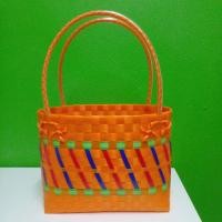 ราคา กระเป๋าสานพลาสติกราคาถูก ตะกร้าสานพลาสติกใบเล็กแบบเหลี่ยม ขนาด11 19 16 cm ราคาถูก (20387502619)