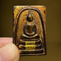 ราคา พระสมเด็จพิมพ์ประธาน หลังเรียบเนื้อคตไม้สักลงรักปิดทองเครื่องรางAmulets (16220063004)