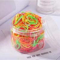 ราคา พร้อมส่งในไทย ยางรัดผม ยางมัดผม หนังยางรัดผม ยางรัดผมเด็ก แบบยืด 1กล่อง500เส้น คละสี (17424450969)