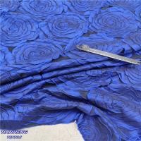 ราคา ชุดเดรสสำหรับผู้หญิงผ้าแจ็คการ์ดย้อมสีน้ำเงินดอกกุหลาบดอกใหญ่ลายนูนผ้าบับเบิ้ลย้อนยุคแบบทำมือ TJ9262ยาว1เมตร (17354490947)