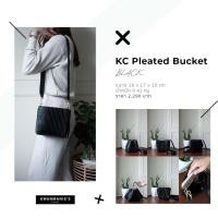 ราคา kwanmanie KC Pleated Bucket กระเป๋าสะพาย กระเป๋าถือ กระเป๋าแฟชั่นผู้หญิง (14039984856)