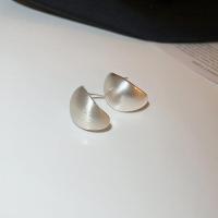 ราคา ต่างหู ห่วงกลม อัลลอยด์ ต่างหูเท่ๆหญิง ต่างหูแฟชั่นรูปทรงเข็มเงินรูปทรงสี่เหลี่ยม C (18202554084)