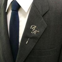 ราคา เข็มกลัดพินติดเสื้อสูท พินชื่อ พินอักษรabc letter lapel pin พินสูท เข็มกลัดชื่อ พร้อมส่งจากกรุงเทพ (18044649720)