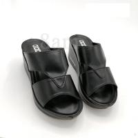 ราคา ส่งเร็วพิเศษ 8am รองเท้าแตะ รองเท้าแฟชั่น ทรงสวม ส้นเตารีด ใส่สบาย น้ำหนักเบา ส้นสูง2 5นิ้ว วัสดุหนังพียู SM4134 (10436441982)