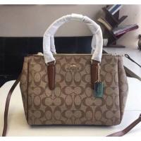 ราคา ของแท้ Coâćh SURREY CARRYALL IN SIGNATURE CANVAS COACH F67026 (16282619307)