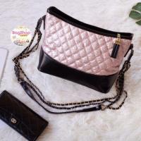 ราคา Gabrielle เนื้อเงา งานพรีเมี่ยม พร้อมสายสะพายโซ่สลับหนังสีทูโทน ซับในแคนวาสสีแดง (2069364954)