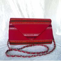 ราคา กระเป๋าผ้าไหมแท้ กระเป๋าสะพาย ปรับสายกระเป๋าได้ กระเป๋าตังค์ ลายไทย สีสวย เกรดพรีเมี่ยม NgamNate (17280403922)