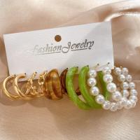 ราคา 17KM Pearl Twist Hoop ต่างหูชุดผีเสื้ออะคริลิค Dangle ต่างหูสำหรับผู้หญิงโลหะ Hollow Gold Plated ต่างหูการ์ตูน Jewelry (16914248070)
