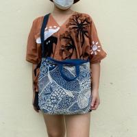 ราคา ส่งฟรี กระเป๋าผ้าฝ้ายทอมือ ย้อมครามธรรมชาติ กระเป๋าผ้าฝ้ายด้นมือ กระเป๋าแฮนด์แมด กระเป๋าถือผ้าฝ้าย งานฝีมือ (16264808690)