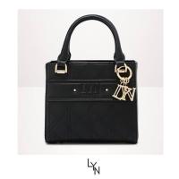 ราคา LYN กระเป๋าถือ พร้อมสายสะพายสปอร์ตยาว รุ่น SYDNEY MINI TOP HANDLE พร้อมส่ง (20543925318)
